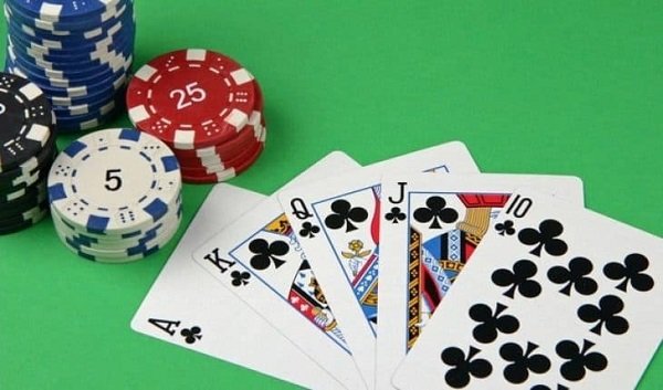 Hướng dẫn luật chơi bài tiến lên cho người mới-3 Hướng dẫn luật chơi bài tiến lên cho người mới-3
